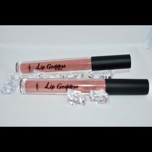 Flawless-liquid matte